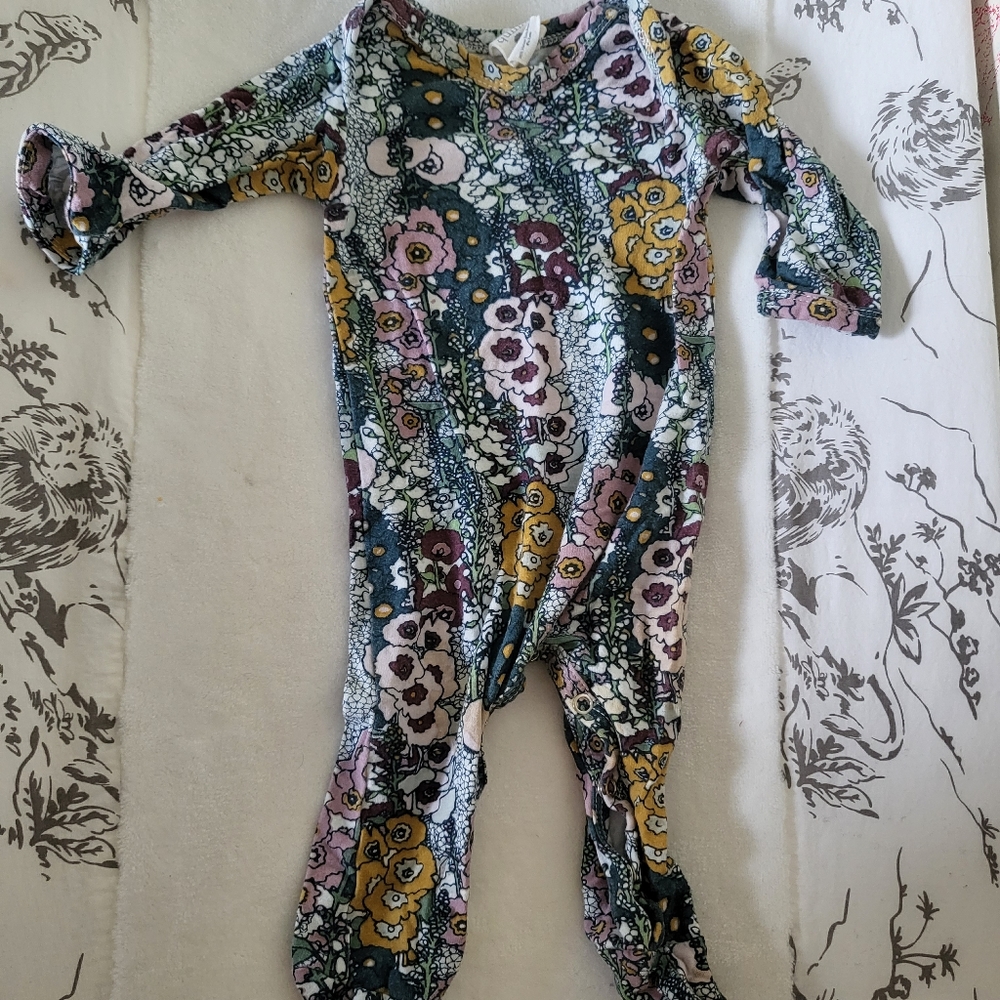 Kate Quinn Footies